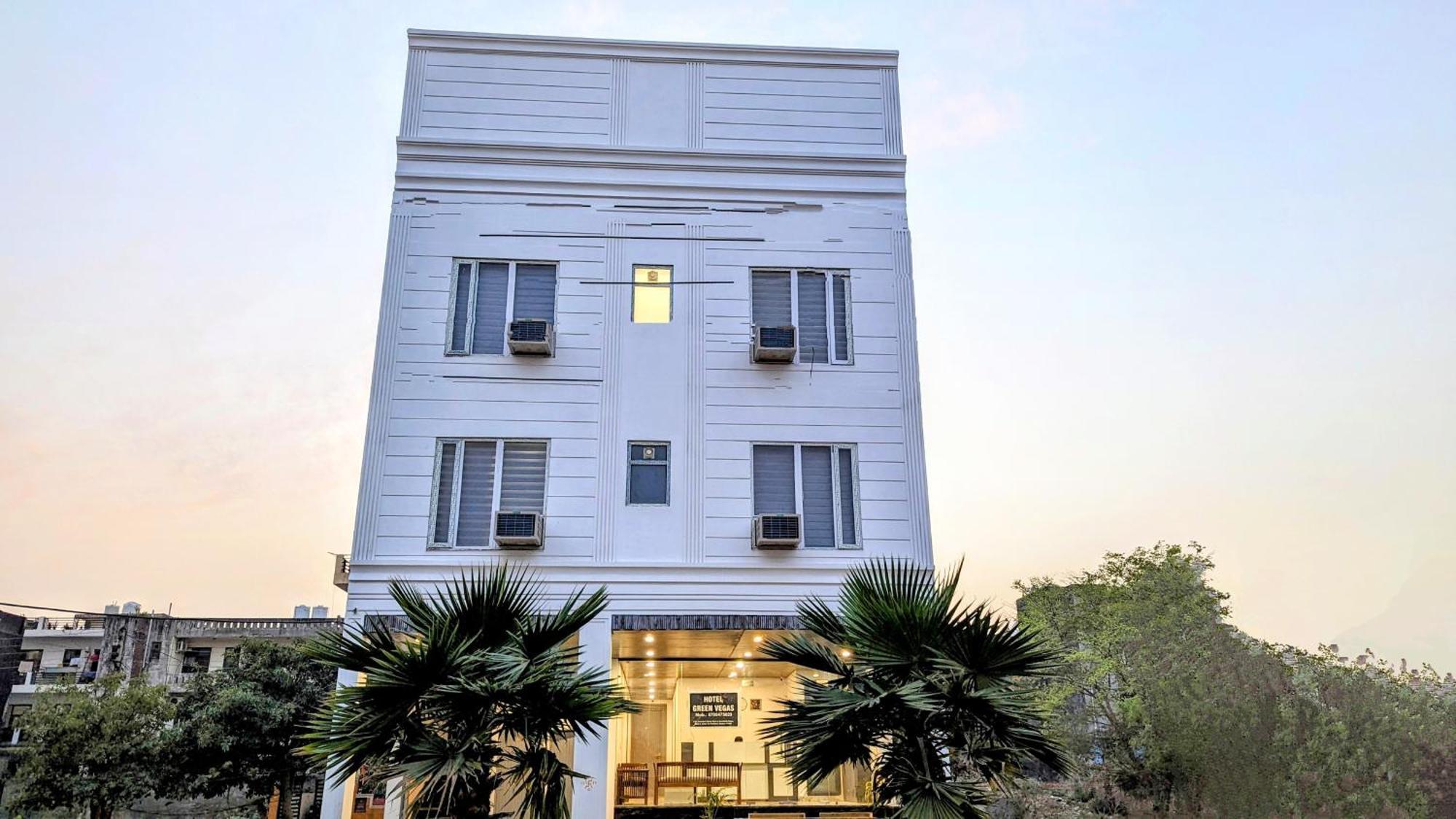 Hotel Green Vegas Faridabad Exterior photo