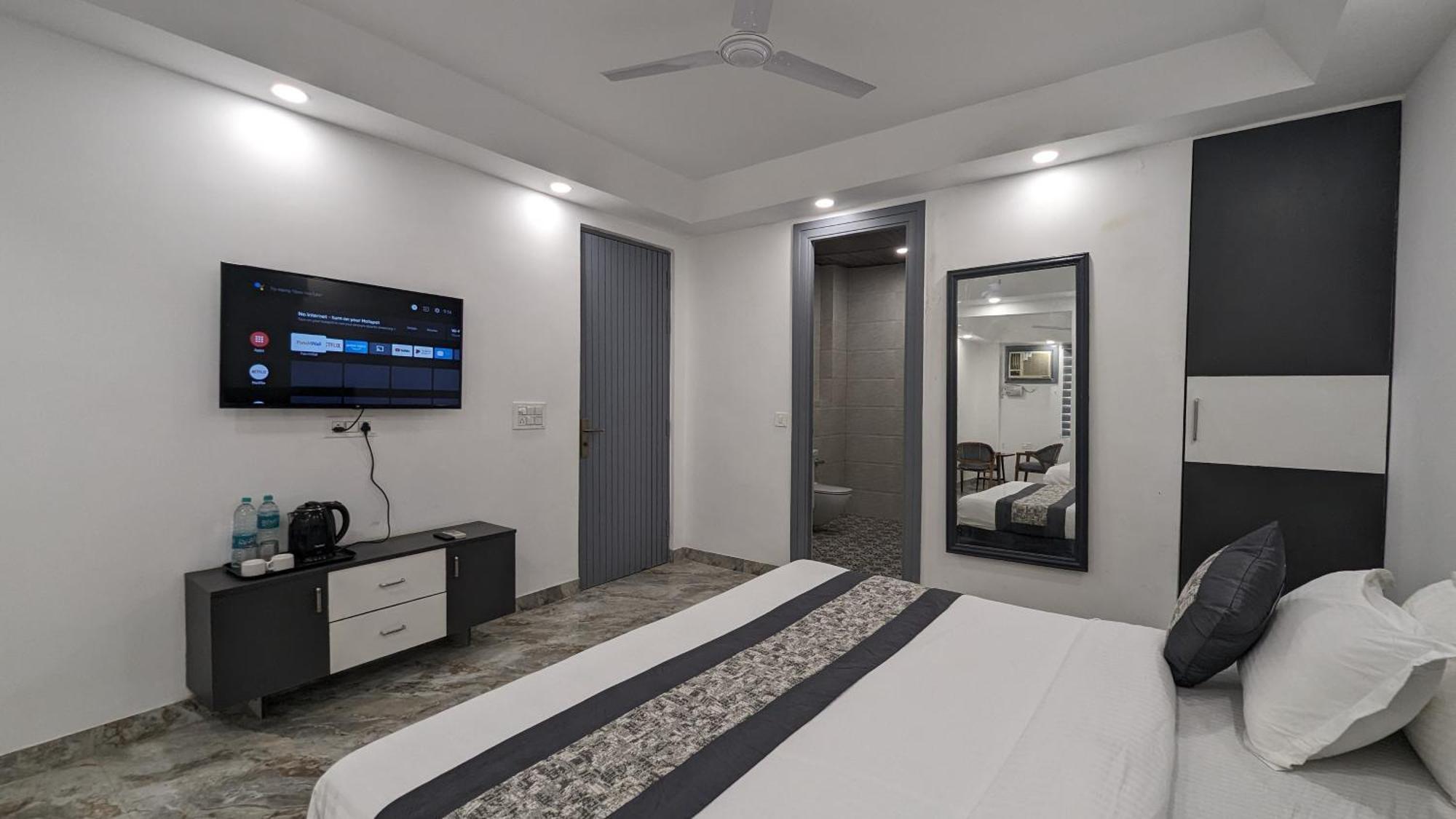Hotel Green Vegas Faridabad Exterior photo