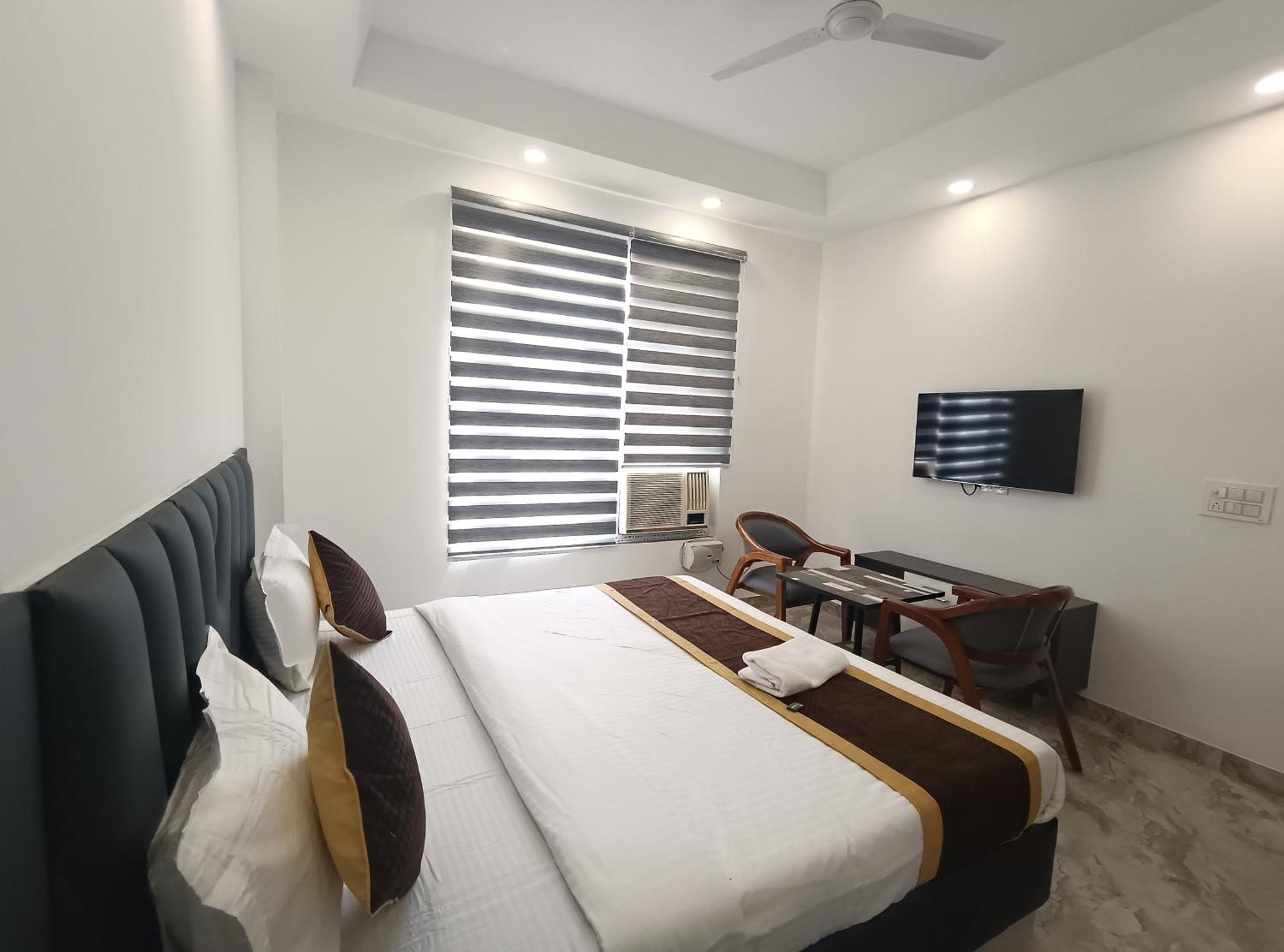 Hotel Green Vegas Faridabad Exterior photo