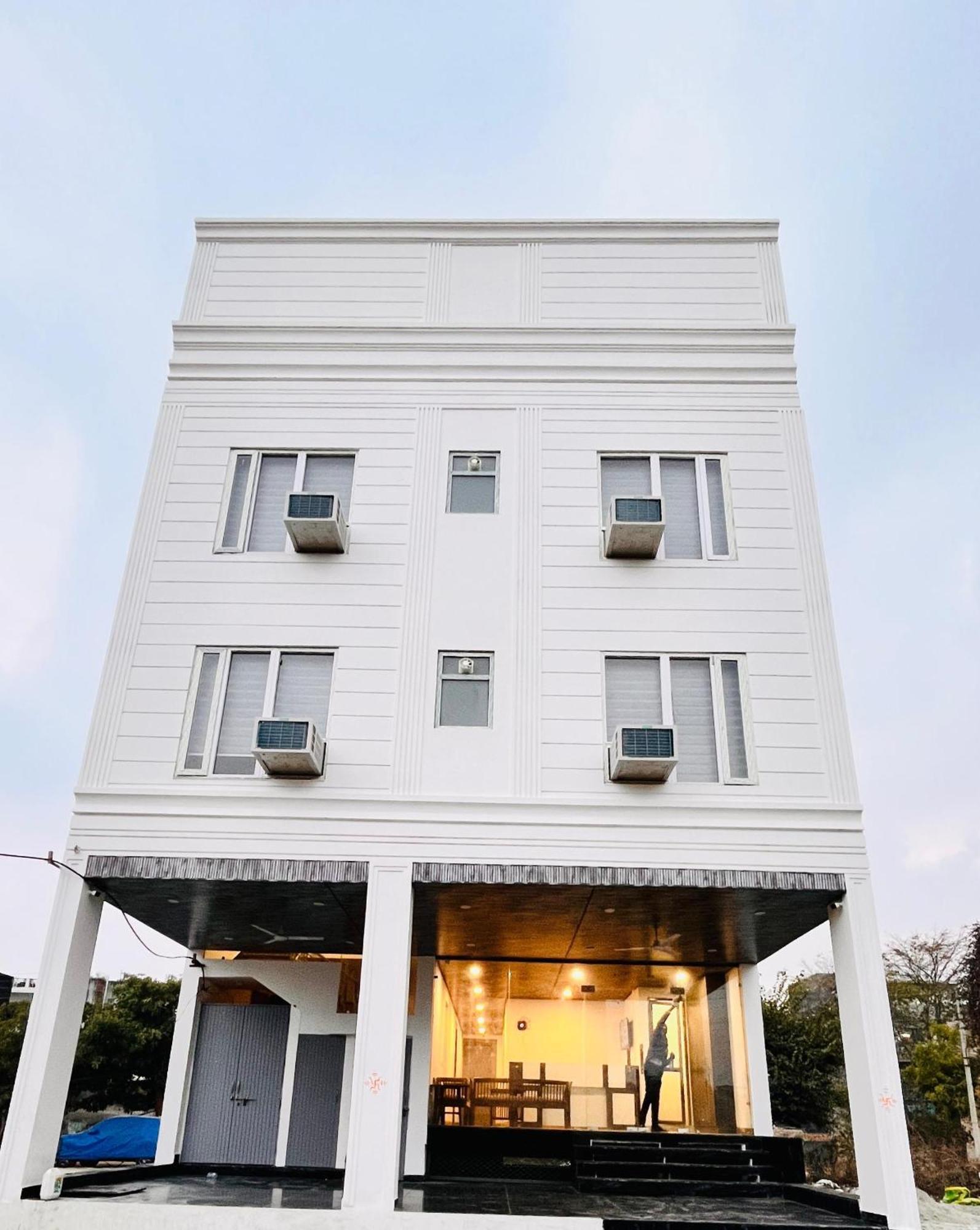 Hotel Green Vegas Faridabad Exterior photo